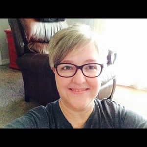 Meet your Posher, Wendy